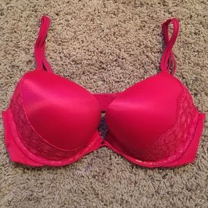 Victorias Secret very sexy push up bra